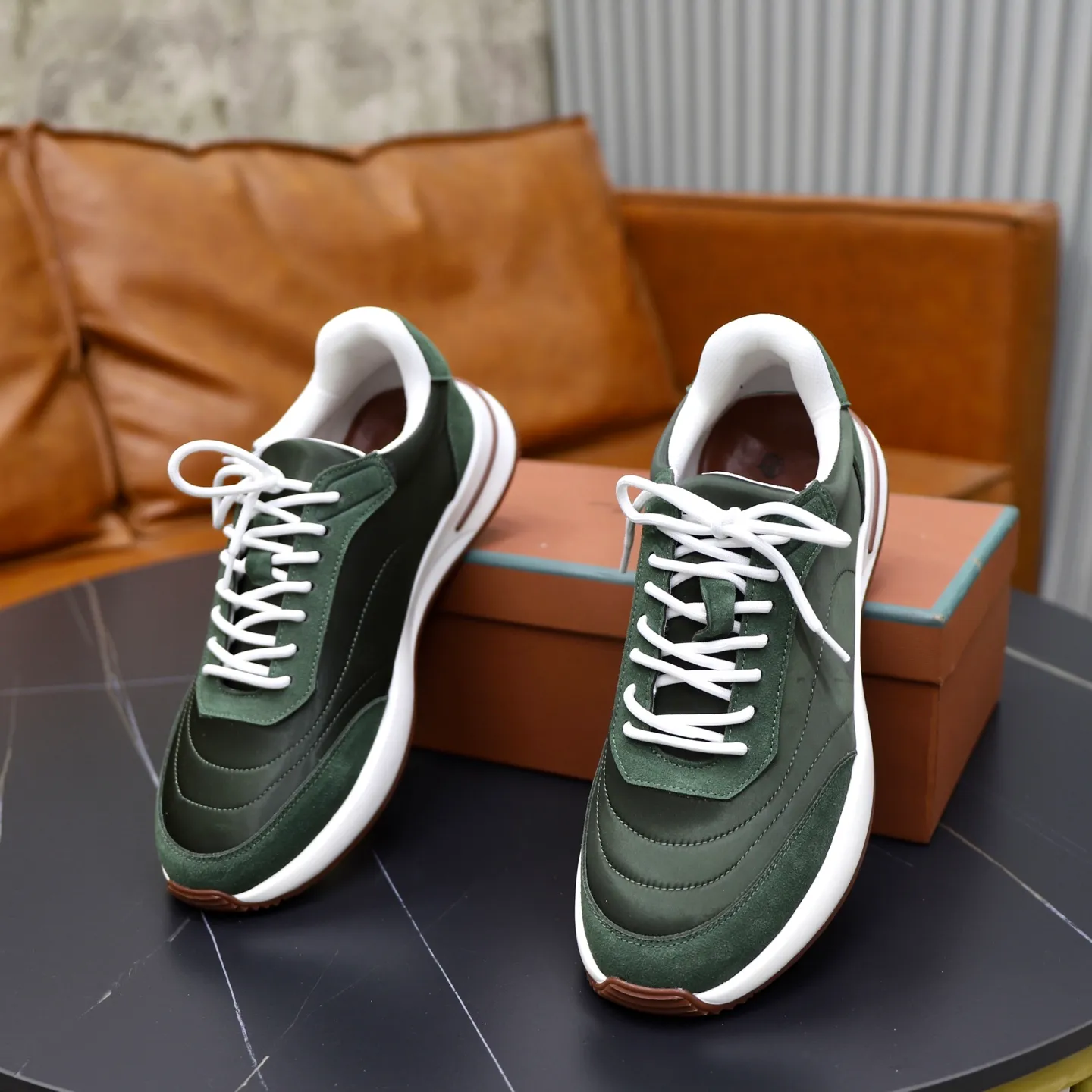 Ex-factory price: 462💰Loropiana LP men's shoes ♞size; 38-44 "45. Customized" original leather splicing. It is really easy to wear, lazy, relaxed, casual, perfect comfort, and there are many color choices, and they all look good with clothes. Is it true that Loropiana can bring social value? “Loropiana is the best thing money can buy”